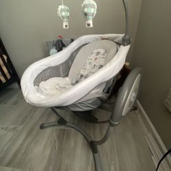 Graco Baby Swing Grey