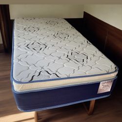 Twin Size Mattress Pillow Top 14” Inches  Excellent Comfort Also Available: Full, Queen And King New From Factory With Its Plastic Same Day Delivery 