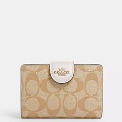 Authentic Coach Small Wallet 
