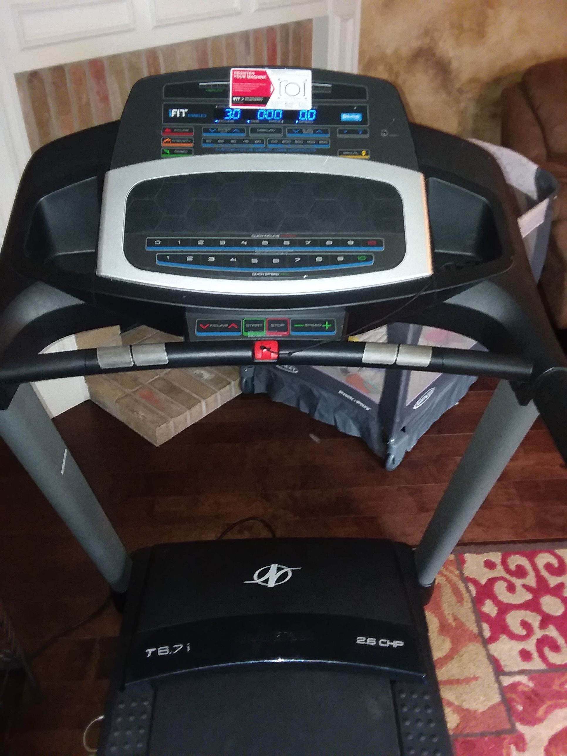 Nordictrack 6.7 i treadmill hot sale