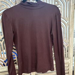 Brown Long Sleeve Turtle Neck 