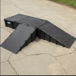 LandWave Skate/Bike Ramp Set – 4 Pieces – $250+ Value
