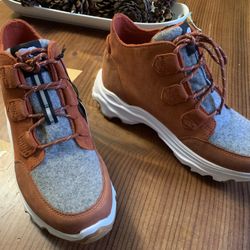 Sorel Casual Sneaker Boot NIB