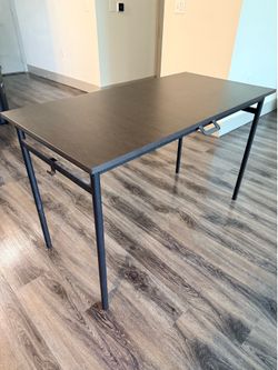 Computer Desk / Table