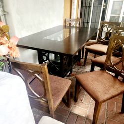 7PC Dining Set with Dining Table & Six Chairs. 