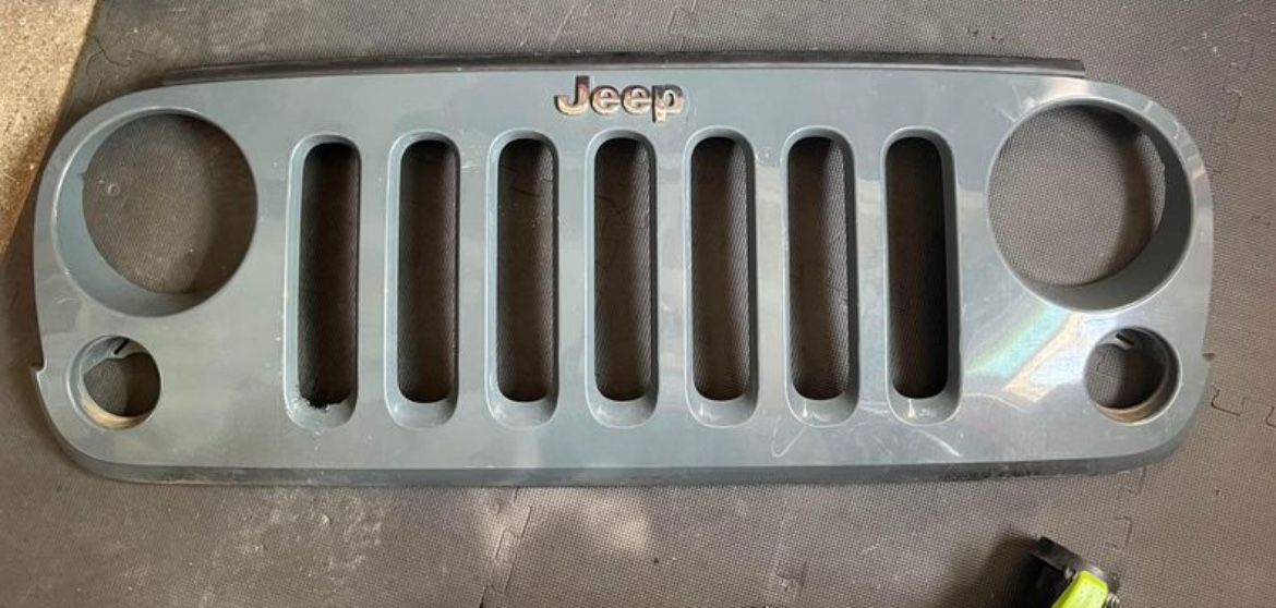 Jeep wrangler OEM Grill