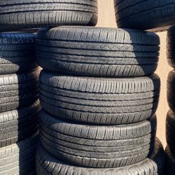 225/55R18 Marca Falken En Perfectas Condiciónes De Vida