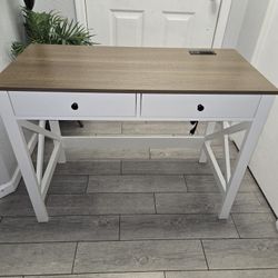 ChooChoo Farmhouse Desk with USB Charging Ports and Power Outlets, 39" Computer Desk with Drawers, Escritorio