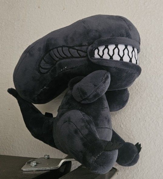 Alien Plushie Stewart&Nellis Pick Up