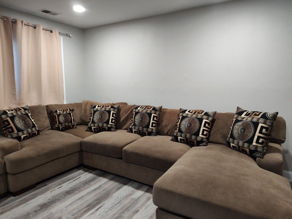 Sectional Sofa Set