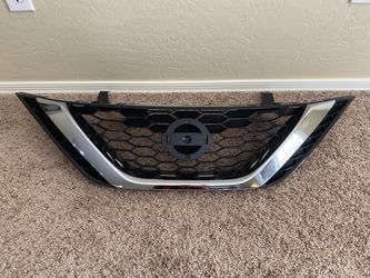 Factory OEM 2016-2018 Nissan Sentra Upper Radiator Grill