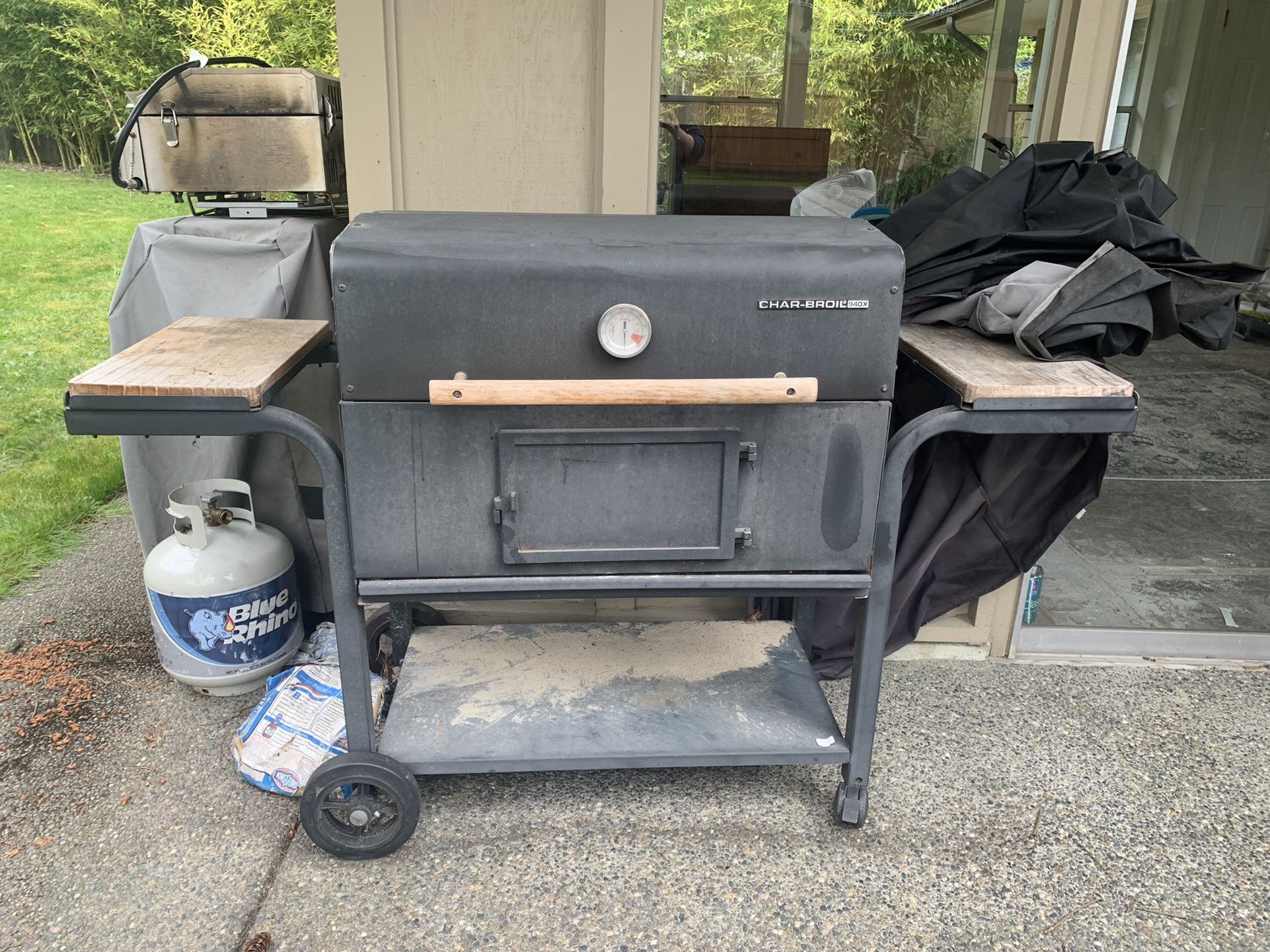 Char Broil Charcoal Grill for Sale in Bellevue WA OfferUp