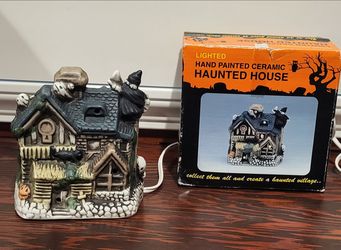 Lighted Hand Painted Vintage Ceramic Haunted House