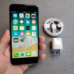 iPhone 6s - UNLOCKED - Like New  