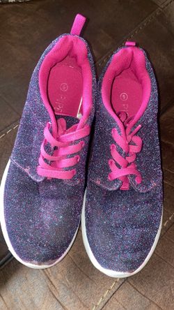 Danskin Now girls' memory foam glitter sneakers. 