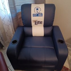 New Dallas Cowboys Recliner