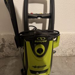 Pressure Washer