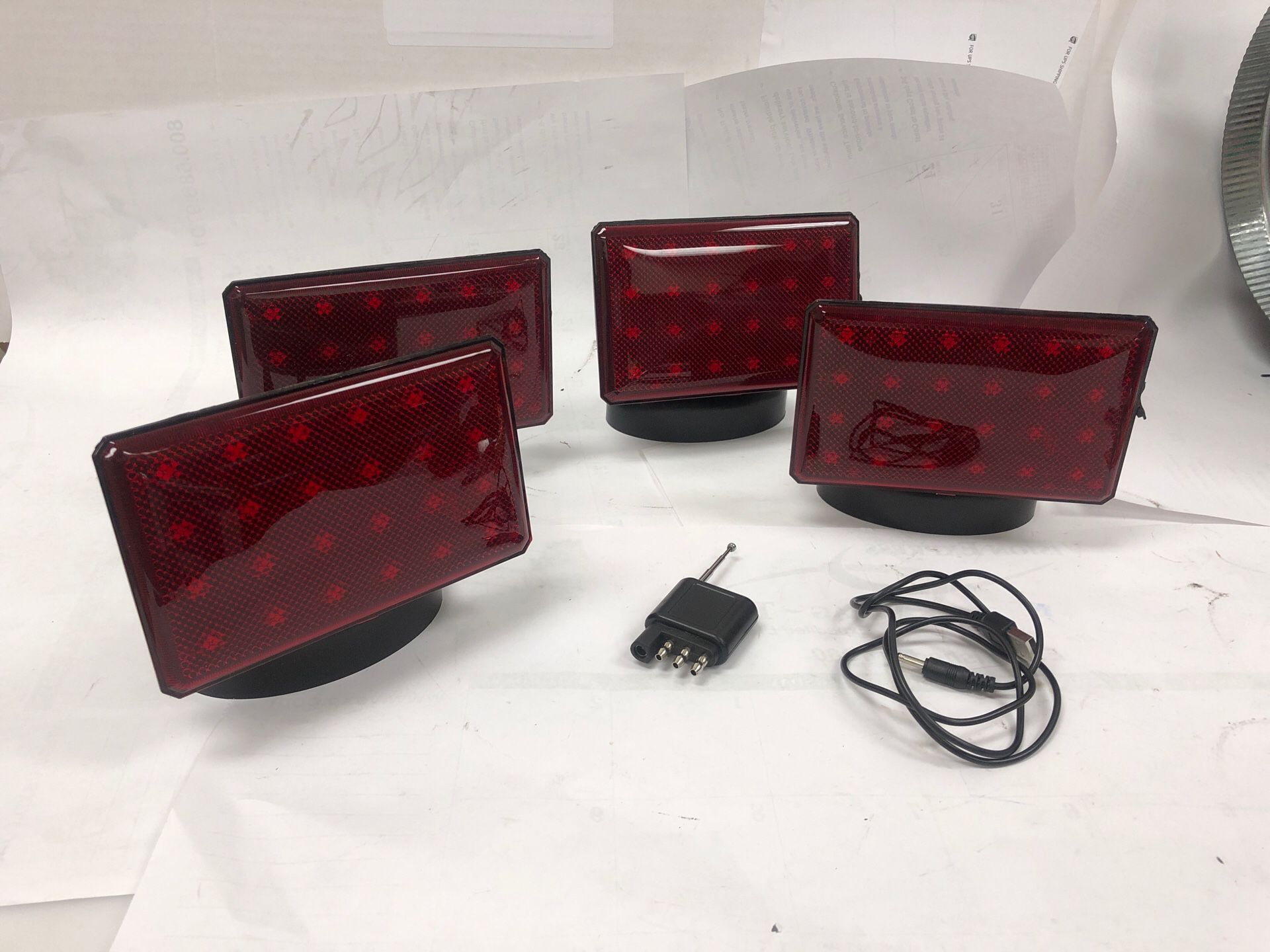 4 Wireless LED tow light kit haul towing trailer boat rechargeable