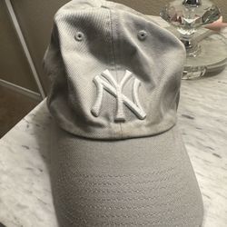 Yankees grey Baseball Cap