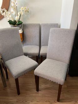 6 chairs super clean