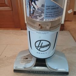 Hover vacuum