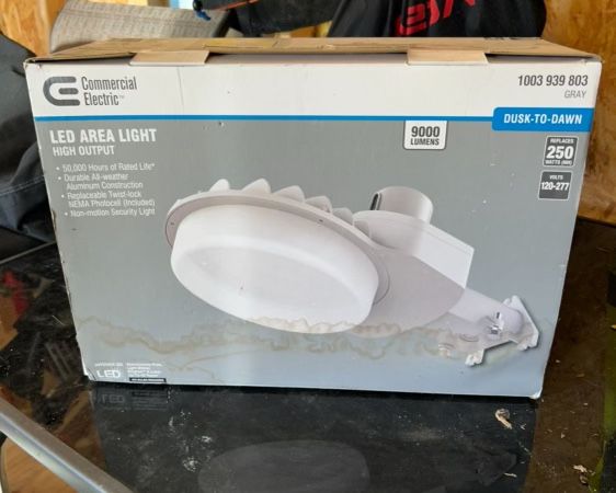 LED area light