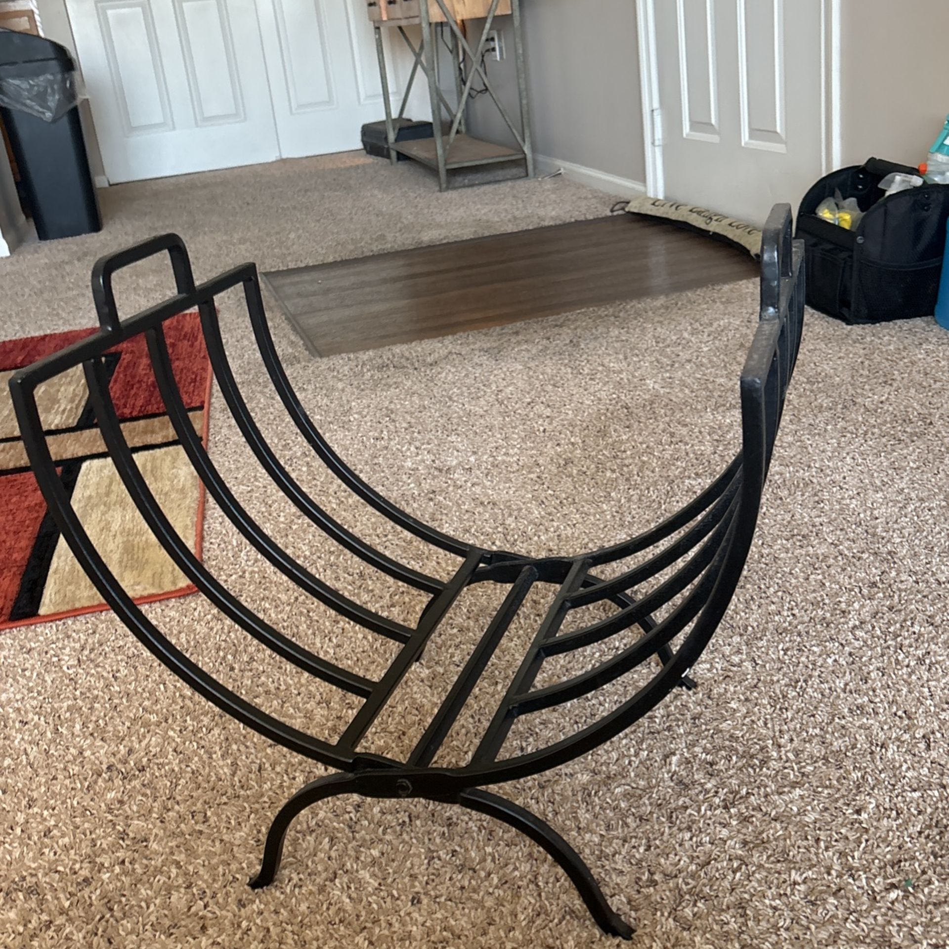 Foldable Cast Iron Wood For Blanket Holder