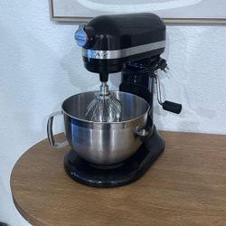 Kitchen Aid Stand mixer 