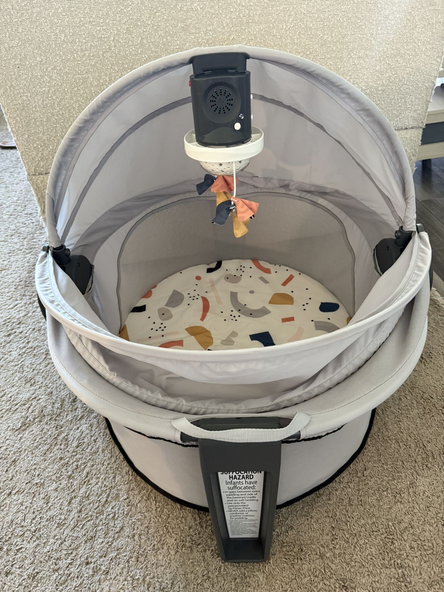 Fisher-Price Portable Baby Bassinet