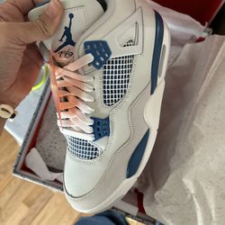 Jordan 4 Military Blue