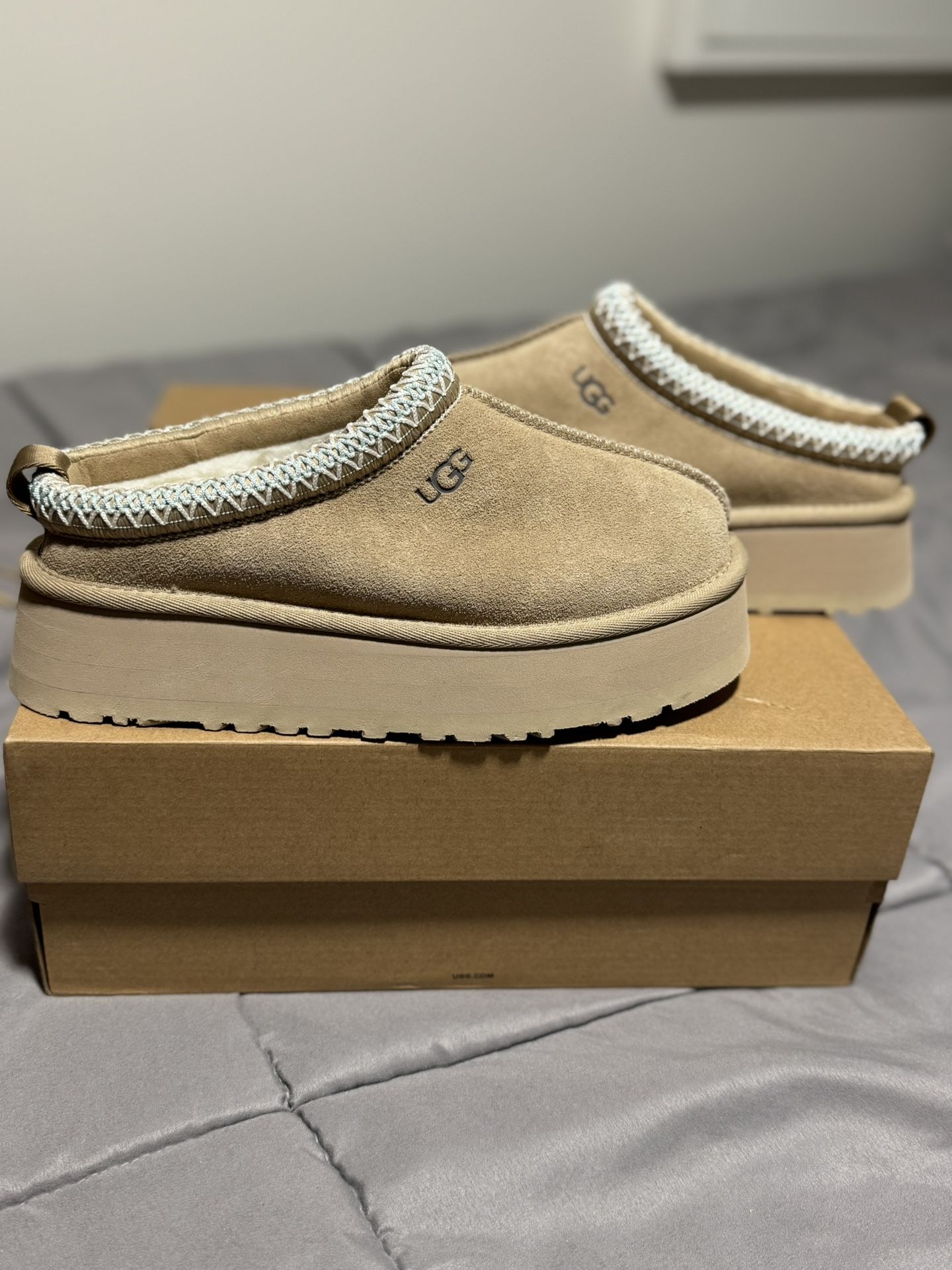 UGG Tazz Slipper Sand