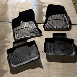 Chrysler Weather Tech