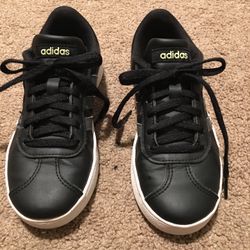 Kids Adidas size 1 