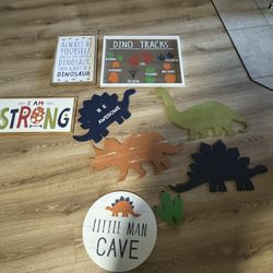 Dinosaur Bedroom Decor