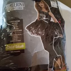 Zomberina Costume Good Condition Size 4t To 6x Size $5.00 If Interested Message Me, Theres No Crown But Everything Is There 