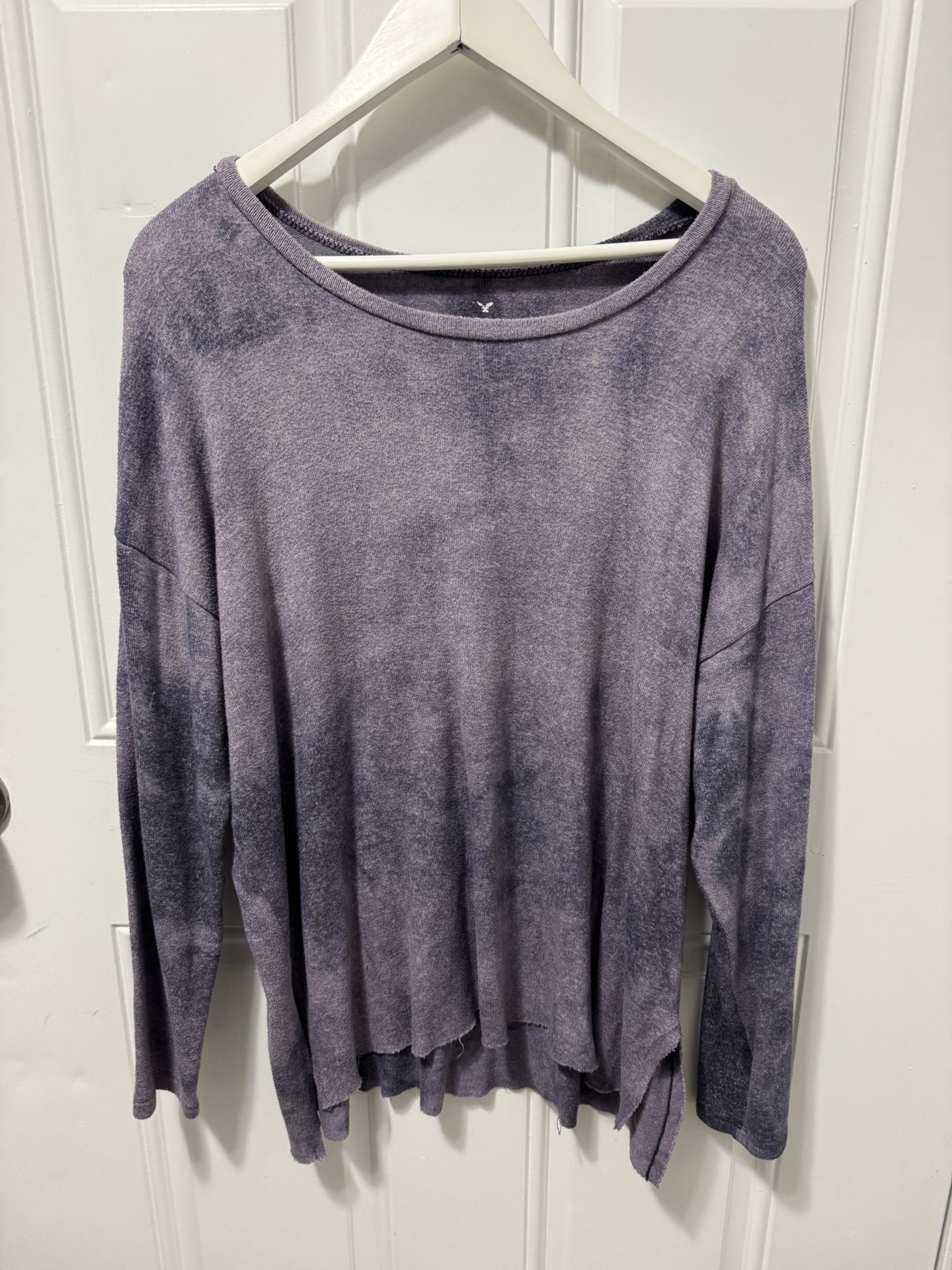 American Eagle Soft and Sexy Plush Purple Blue Tie Dye Sweater. Women’s Size XL