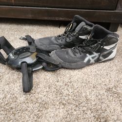 Asics Wrestling Shoes And Headgear