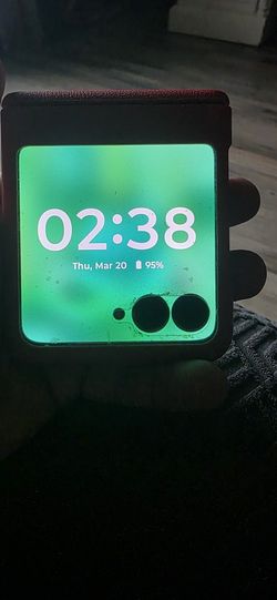 Motorola Razr Plus 2023