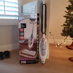 Shark Pro Steam Pocket Mop