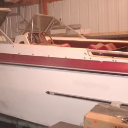 Antique Mercury Inboard/Outboard Speed Boat 