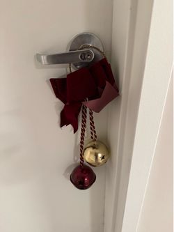 Door hanging Christmas bells-3 count