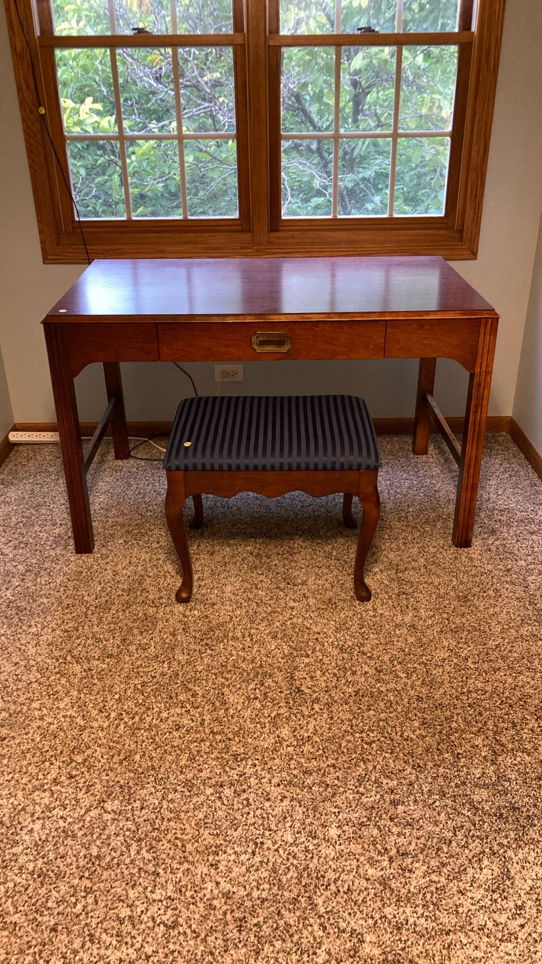 Table Desk And Bench