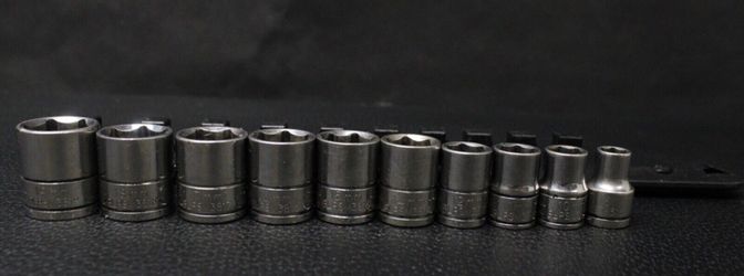 Blue-Point Tools BLPSM3819 19mm 10mm 3/8" 6 pt Metric Shallow Chrome Socket SET