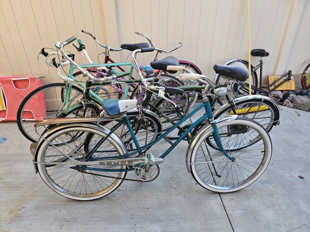 Vintage Schwinn Bicycles 