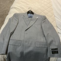 Brand New Men’s Suits 41R 35W