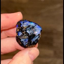 opal with Dendritic inclusions