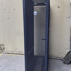 Dell Server Rack / Cabinet (For Parts)