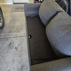 Couch Pull Out Bed