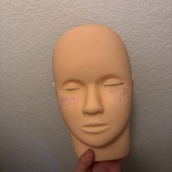 Practice Makeup Doll Head
