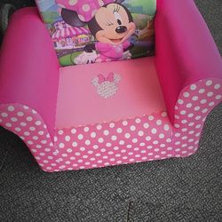 Small Minnie Mouse Chair 